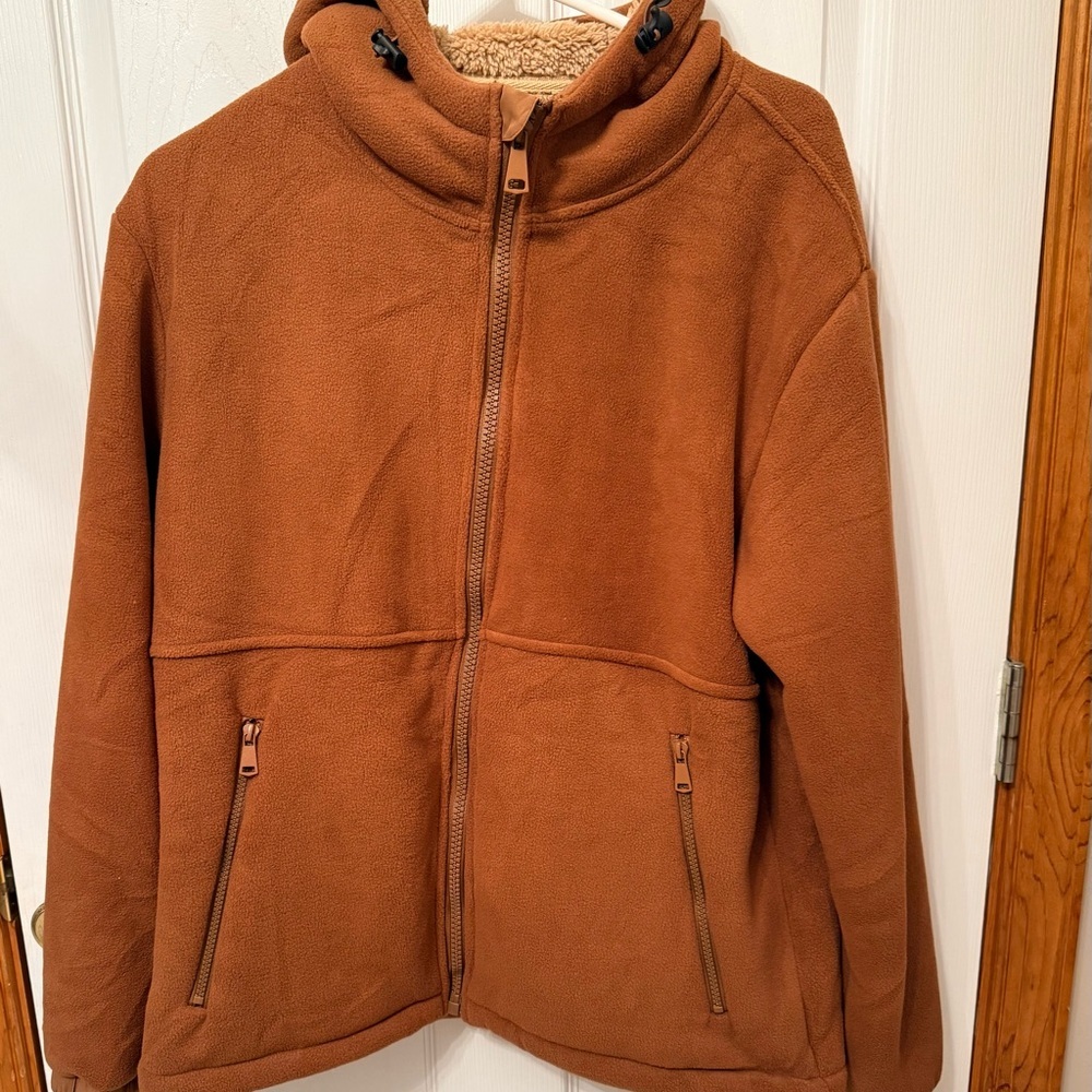 Brown Metal full-zip polar fleece jacket Size M NWOT